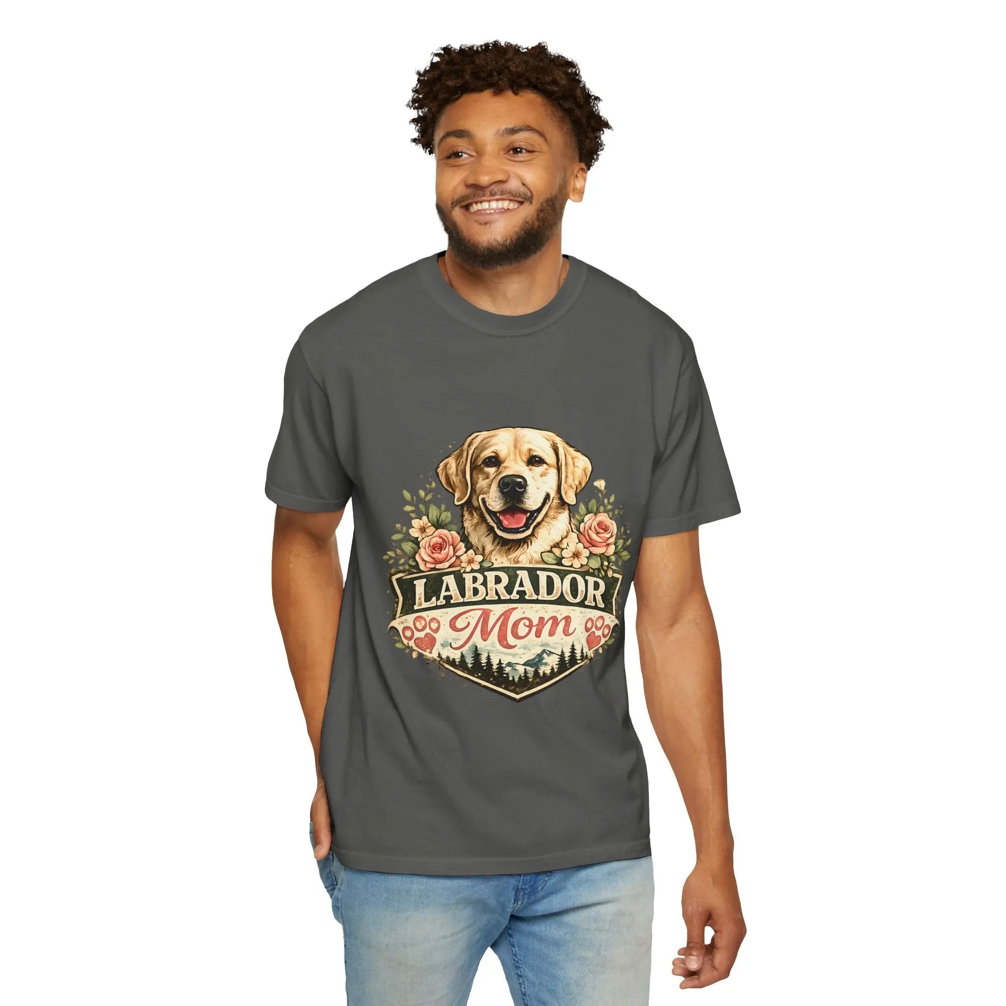 Labrador Mom T-Shirt — Floral Retriever Graphic Tee for Dog Lovers
