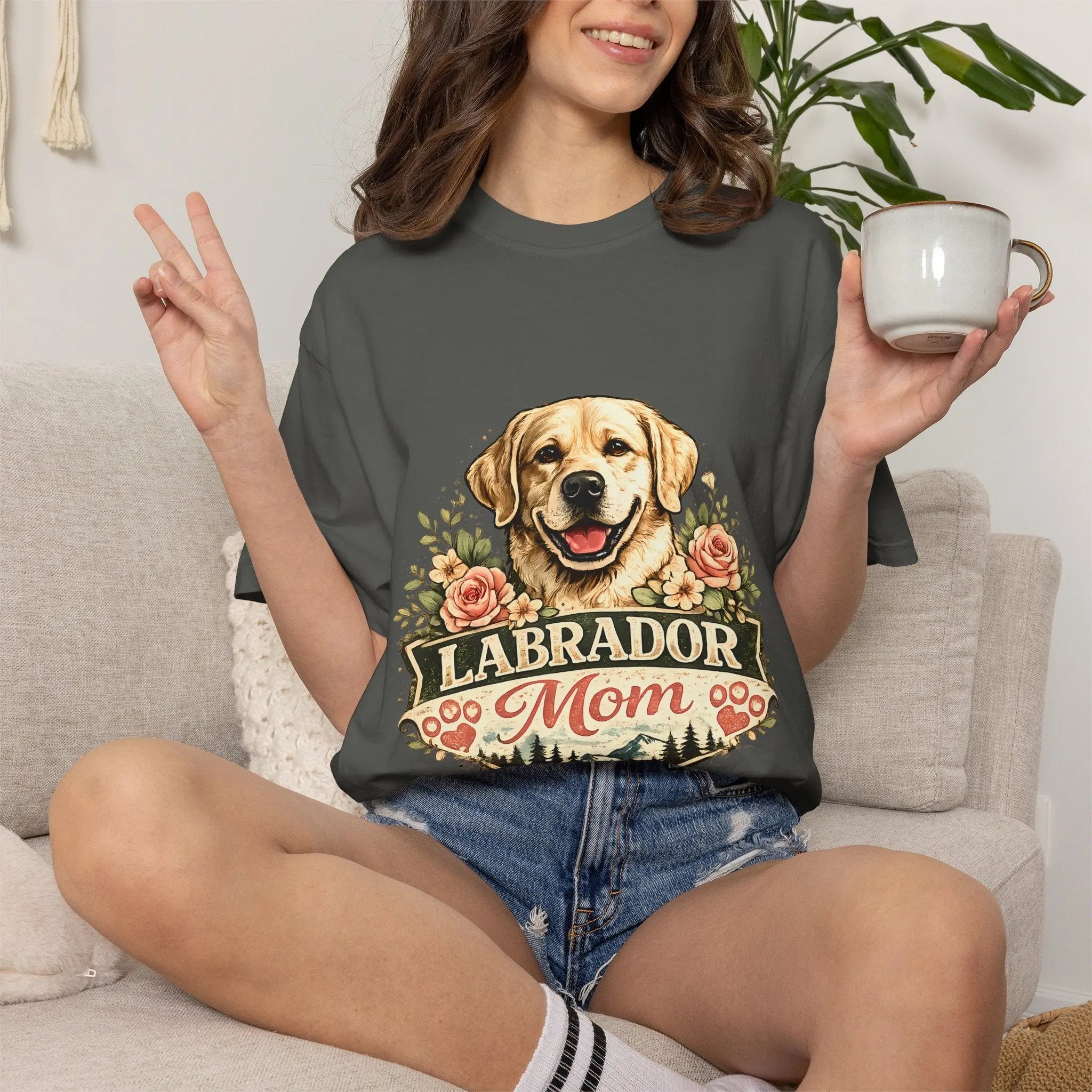 Labrador Mom T-Shirt — Floral Retriever Graphic Tee for Dog Lovers