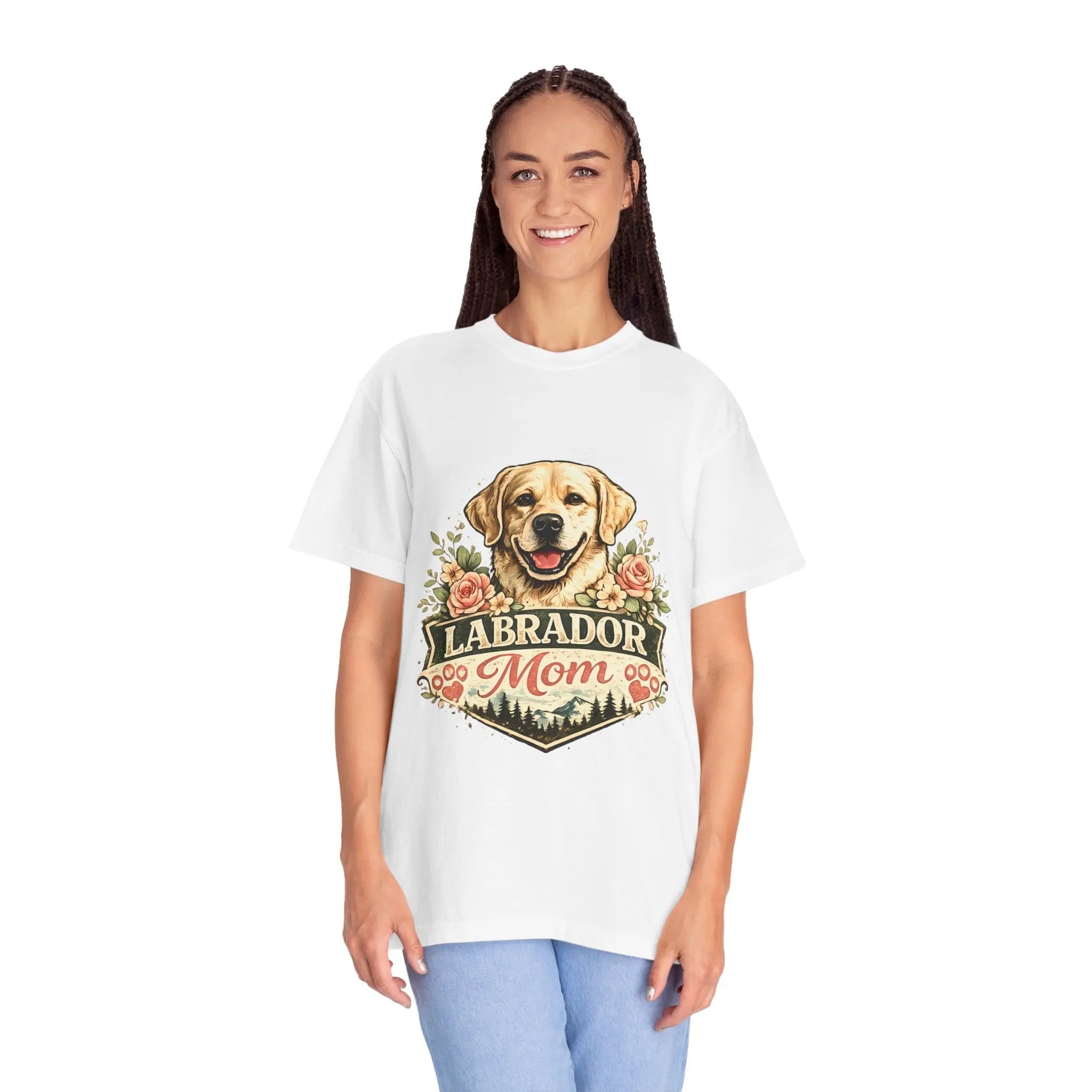 Labrador Mom T-Shirt — Floral Retriever Graphic Tee for Dog Lovers