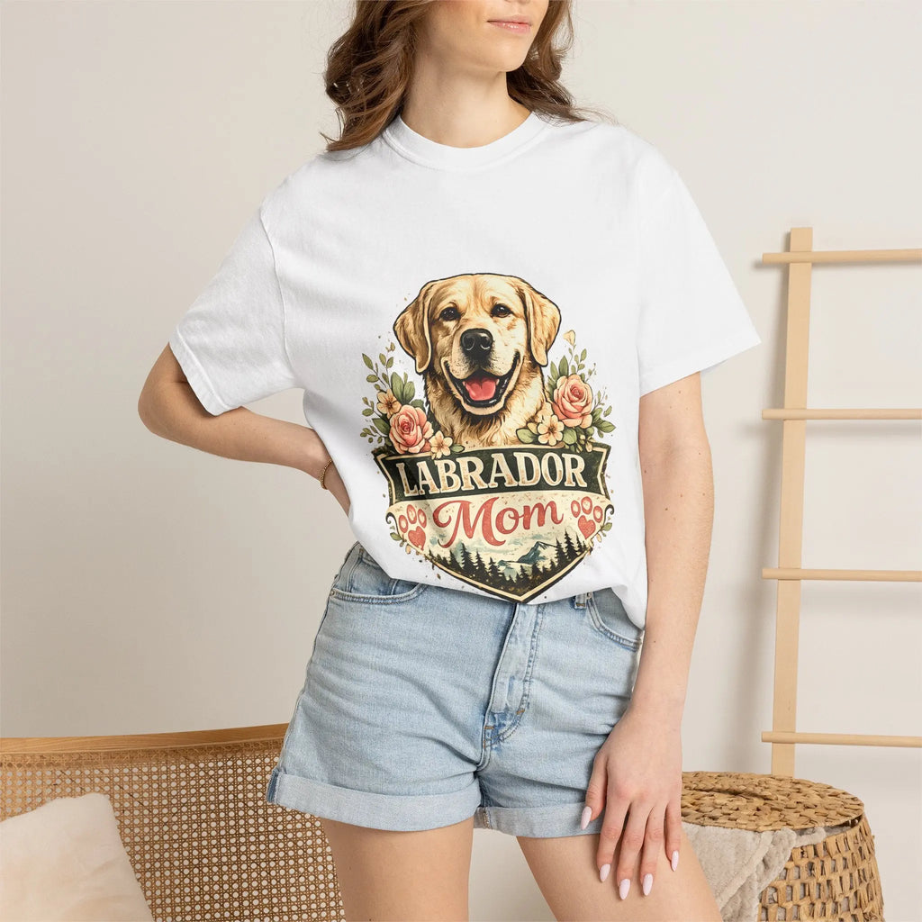 Labrador Mom T-Shirt — Floral Retriever Graphic Tee for Dog Lovers