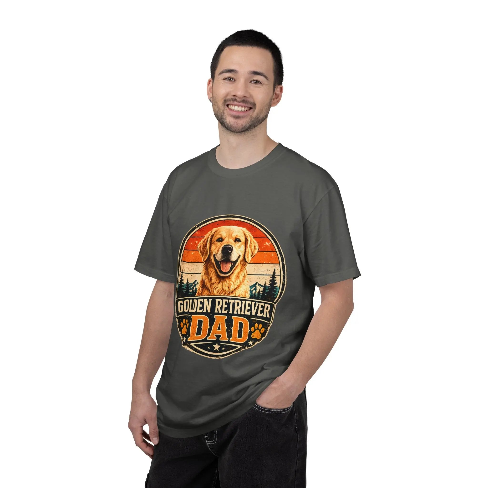 Golden Retriever Dad T-Shirt — Vintage Paw Print Dog Dad Tee