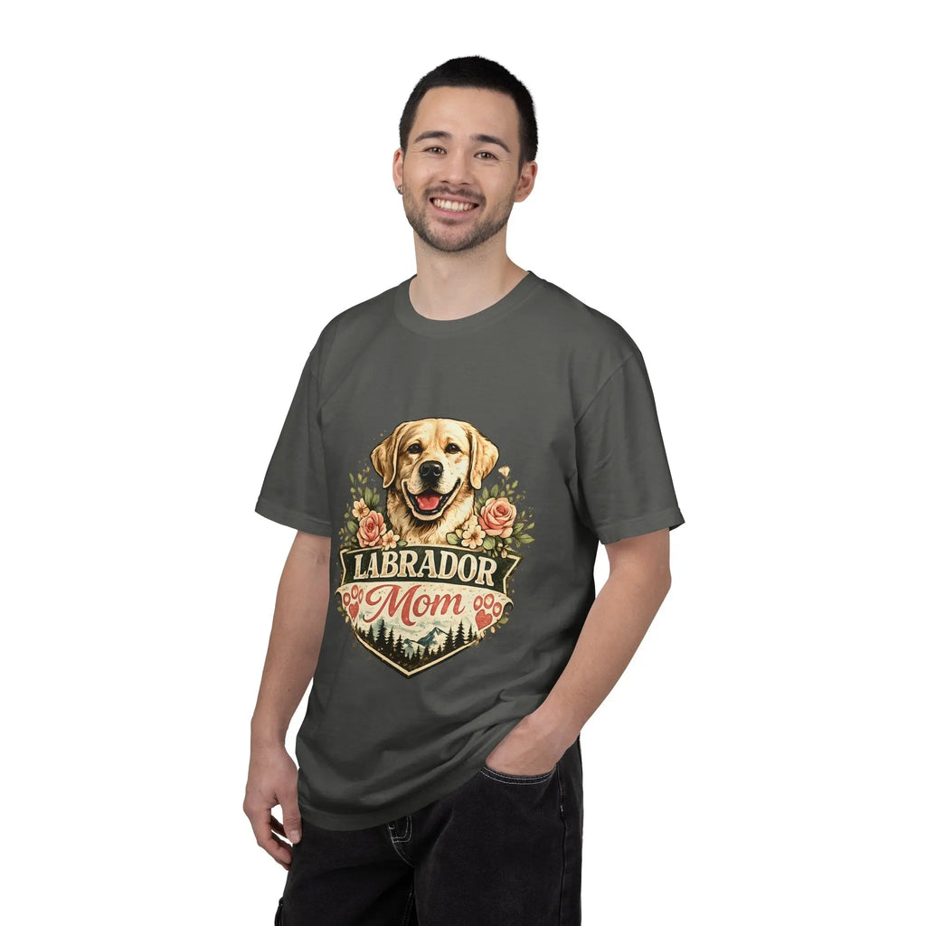 Labrador Mom T-Shirt — Floral Retriever Graphic Tee for Dog Lovers