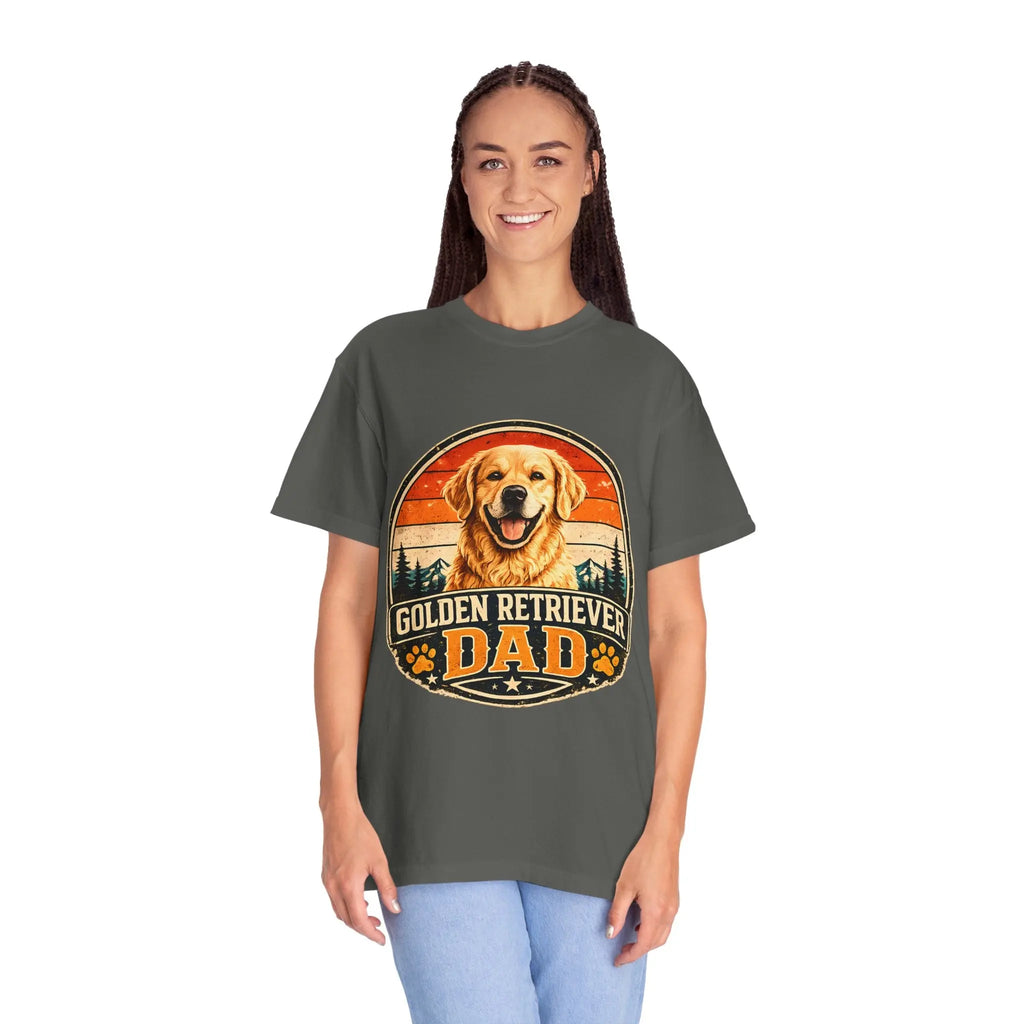 Golden Retriever Dad T-Shirt — Vintage Paw Print Dog Dad Tee