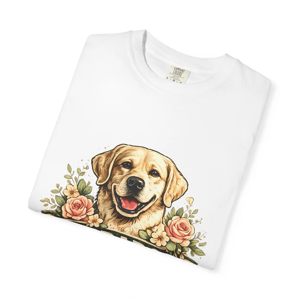Labrador Mom T-Shirt — Floral Retriever Graphic Tee for Dog Lovers